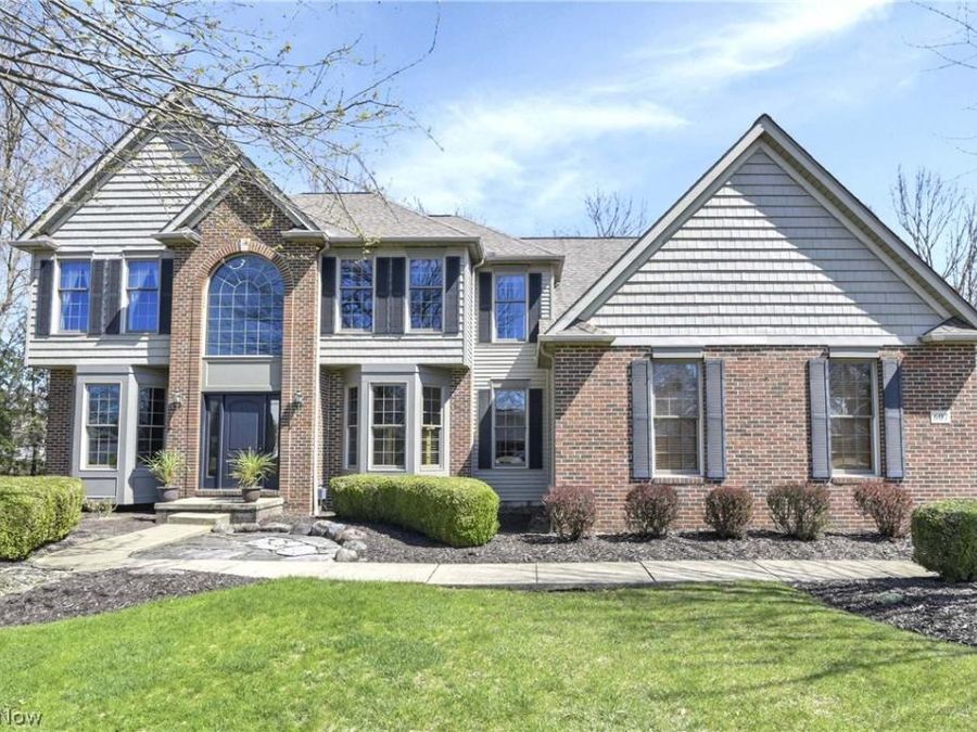 607 Parkside Drive , Avon Lake, OH 44012 Photo 1