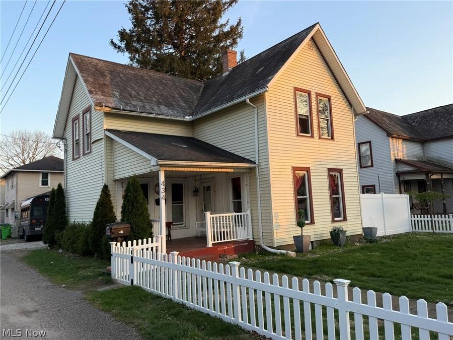 434 E 4th Street , Dover, OH 44622 Photo 1