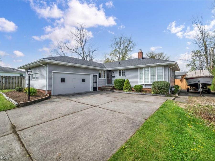 7504 Skylark Drive , Parma, OH 44130 Photo 1