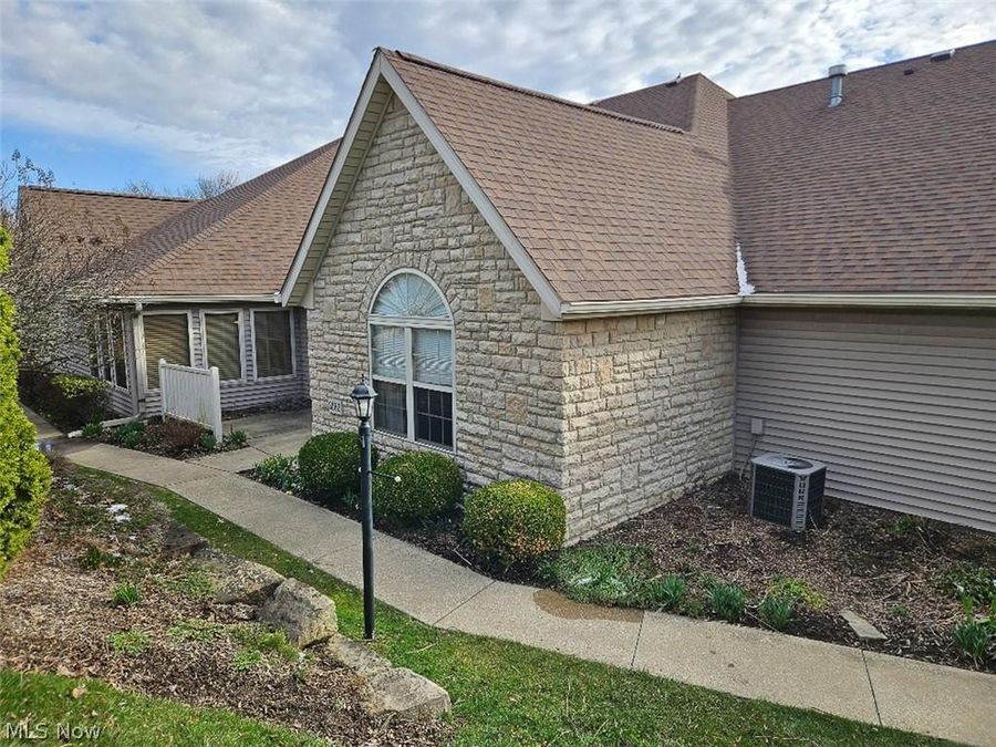 2585 Barnstone Avenue SW, Canton, OH 44706 Photo 1