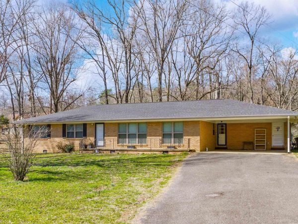 3410 Gault Avenue N, Fort Payne, AL 35967