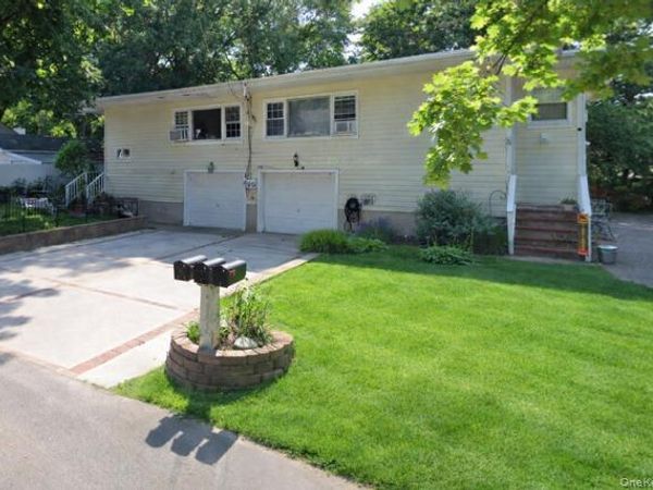 64 Eastport Drive , Sound Beach, NY 11789