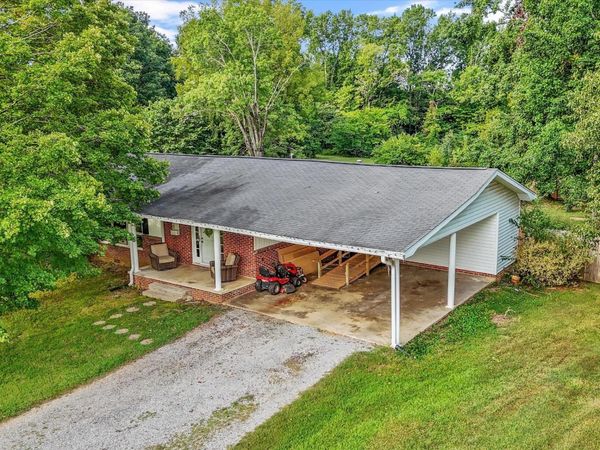 520 Mill St , Madisonville, TN 37354