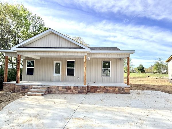 2313 E LINCOLN ST , Tullahoma, TN 37388