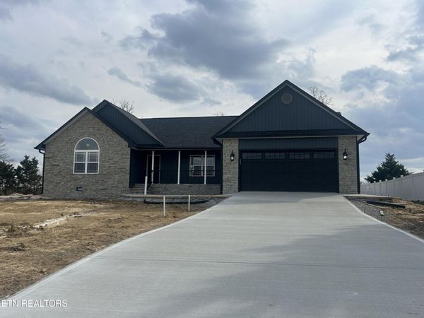 140 Colby Circle , Crossville, TN 38571
