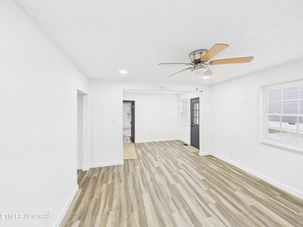 2907 Tecoma Drive, Knoxville, TN 37917