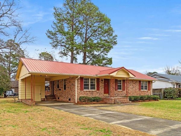 902 Rosewood St. , Mullins, SC 29574