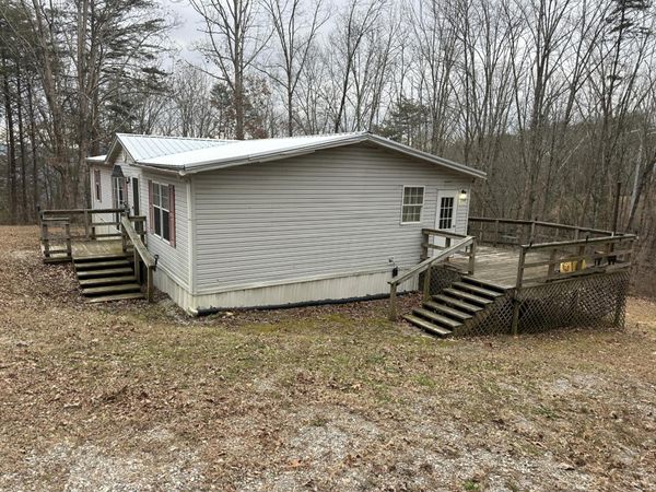 330 Johnson Road , Pikeville, TN 37367