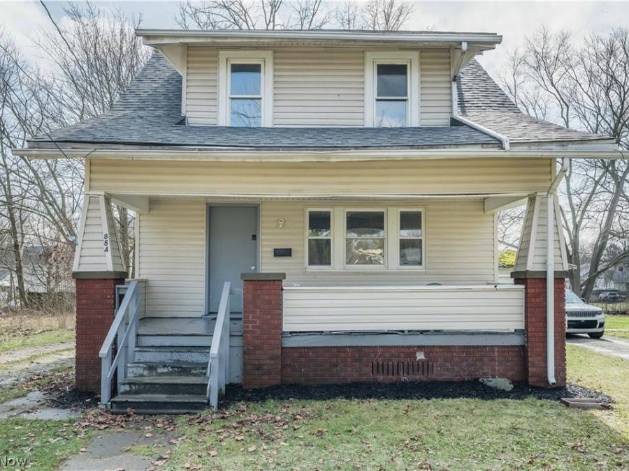 884 Lovers Lane , Akron, OH 44306 Photo 1