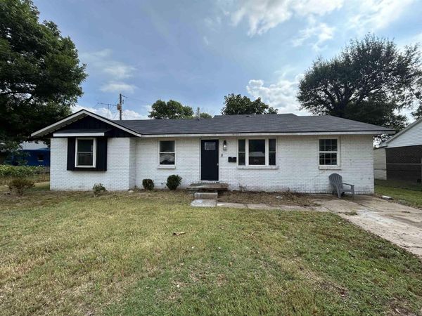 213 Melrose , Trumann, AR 72472
