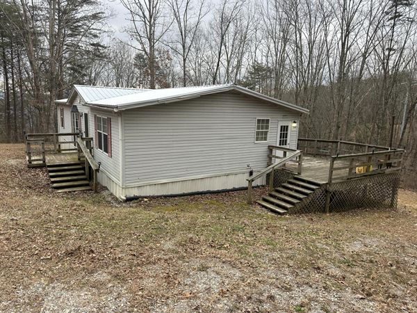 330 Johnson Road, Pikeville 37367