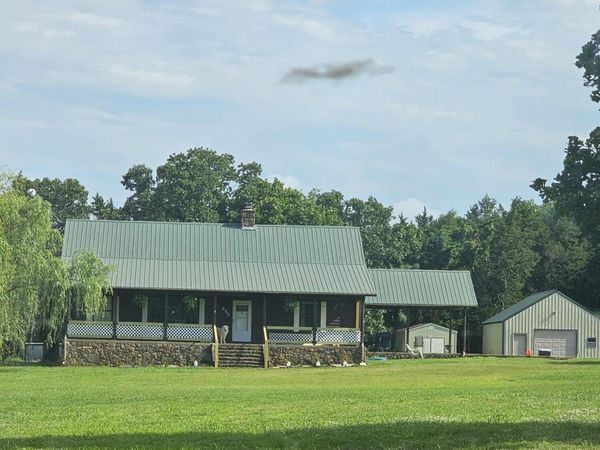 649 Wire Lane, Cave City, AR 72521