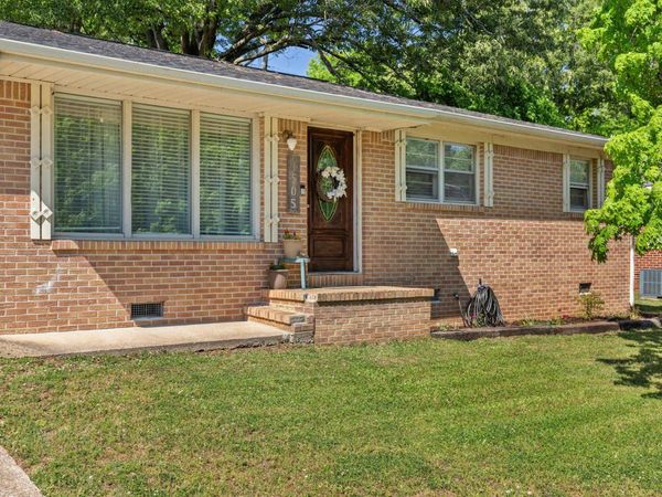 1505 Pinehurst Blvd, Sheffield, AL 35660