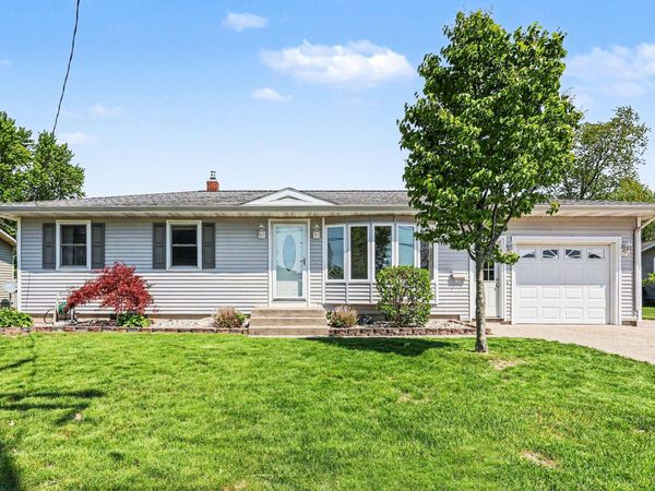 5524 Park Avenue, Hudsonville, MI 49426