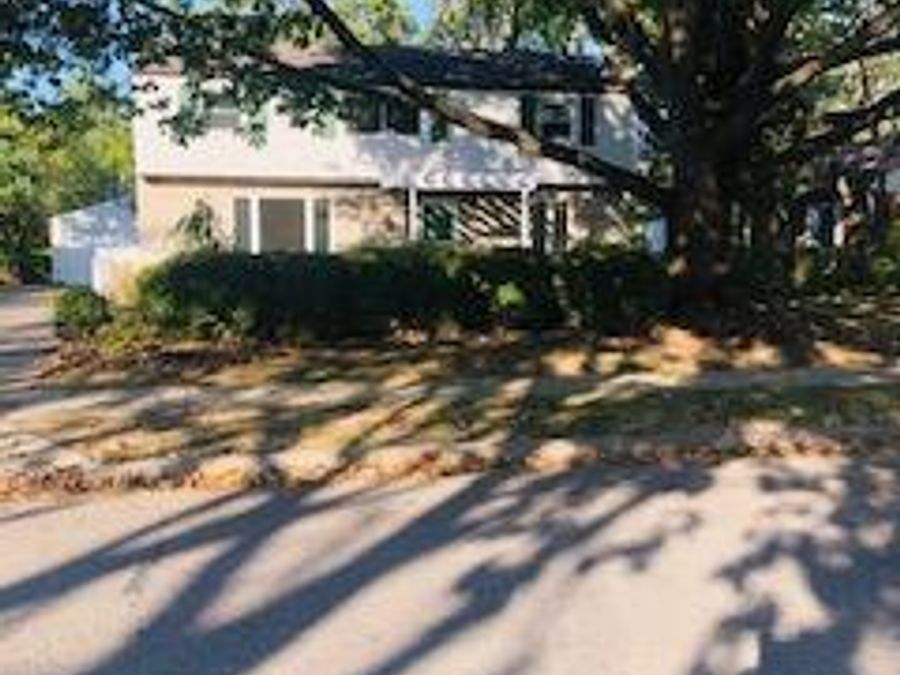 218 Darbyhurst Road , Columbus, OH 43228 Photo 1