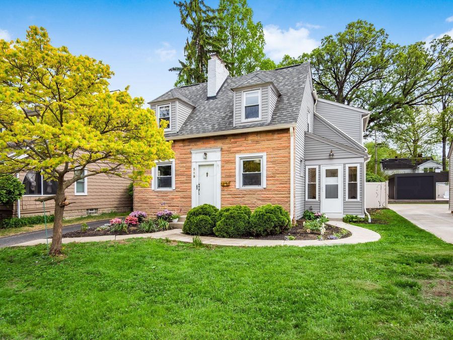 519 E Torrence Road , Columbus, OH 43214 Photo 1