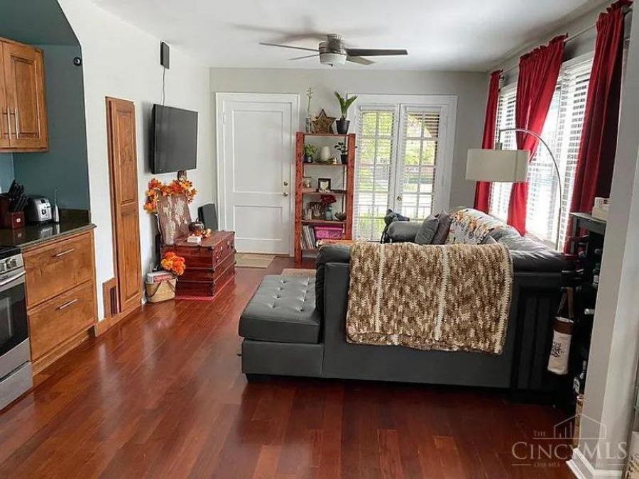 5801 Ridge Avenue, Cincinnati, OH 45213 Photo 2