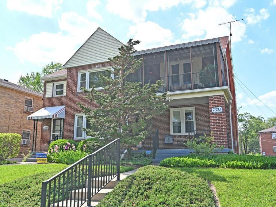 7325 Brookcrest Drive, Cincinnati, OH 45237 Photo 2