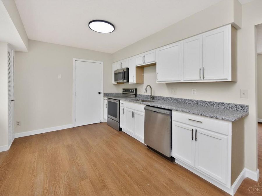 11424 Riga Court, Forest Park, OH 45240 Photo 10