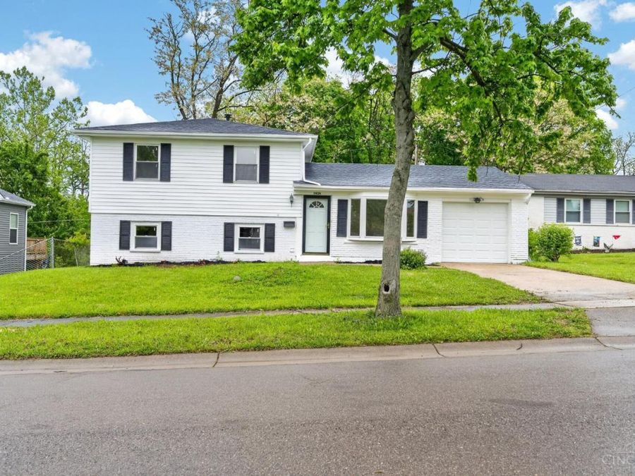 11424 Riga Court, Forest Park, OH 45240 Photo 3