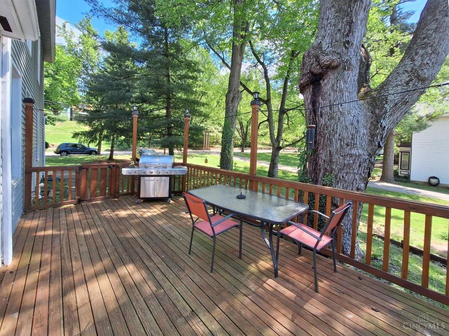 7027 Gracely Drive, Cincinnati, OH 45233 Photo 6