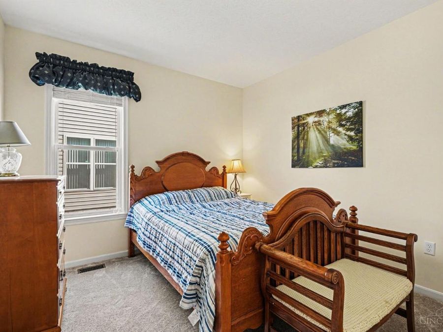 6154 Pondside Drive, Hamilton Township, OH 45039 Photo 14