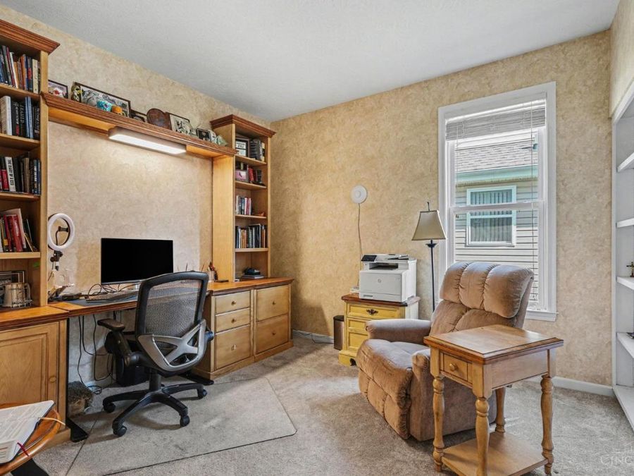 6154 Pondside Drive, Hamilton Township, OH 45039 Photo 15
