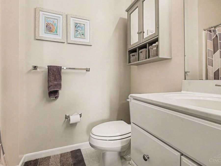 6154 Pondside Drive, Hamilton Township, OH 45039 Photo 16