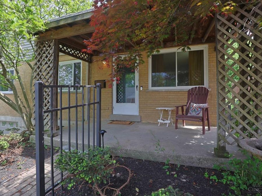 316 Glenroy Avenue, Delhi Township, OH 45233 Photo 3