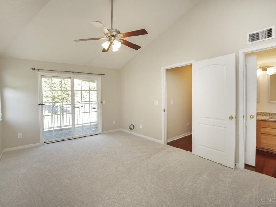 301 Doublegate Drive, Unit K, Milford, OH 45150 Photo 19