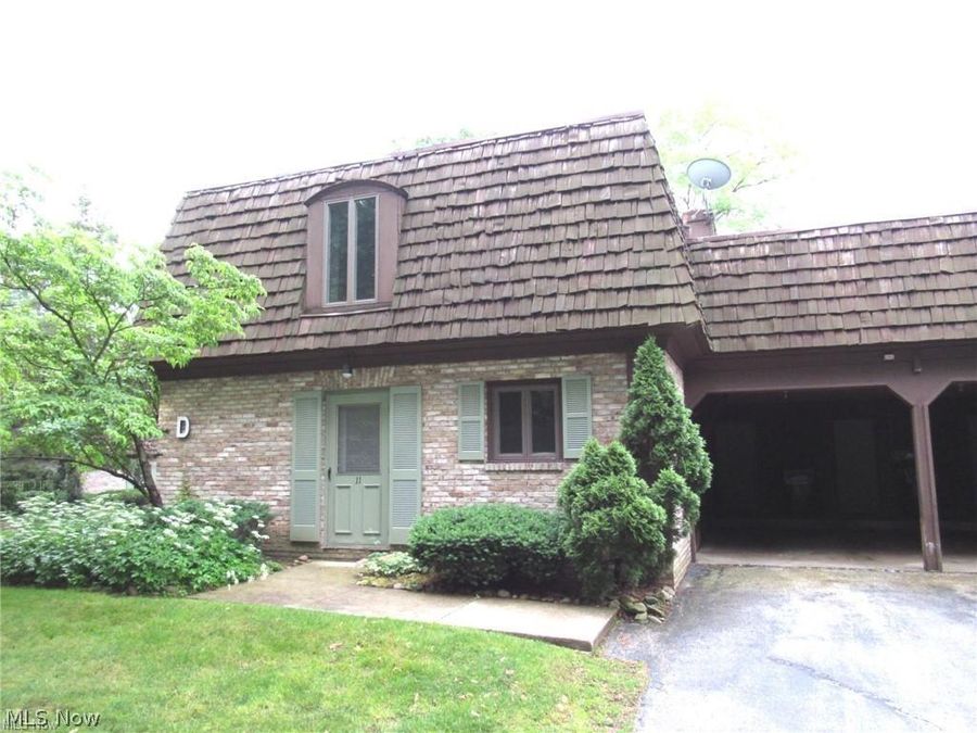 200 Granger Road , Unit 11, Medina, OH 44256 Photo 1