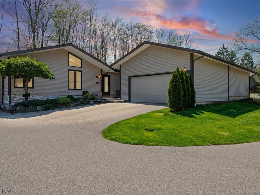 6972 Windward Hills Drive , Brecksville, OH 44141 Photo 1