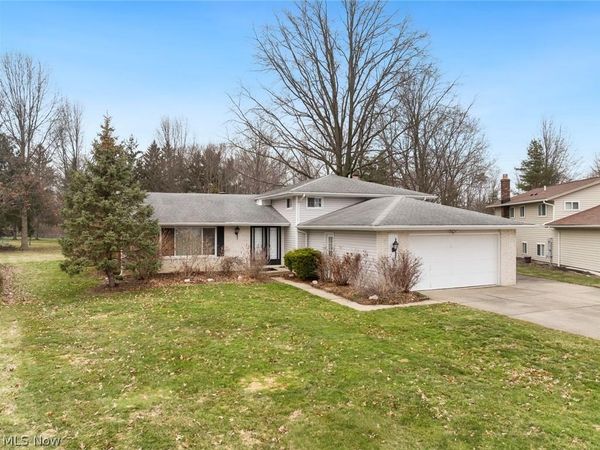 29696 Josephine Drive , North Olmsted, OH 44070