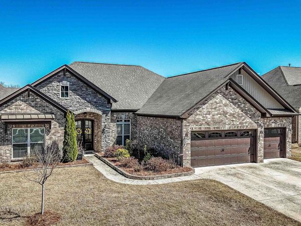 7617 Summerdawn Drive SE, Owens Cross Roads, AL 35763