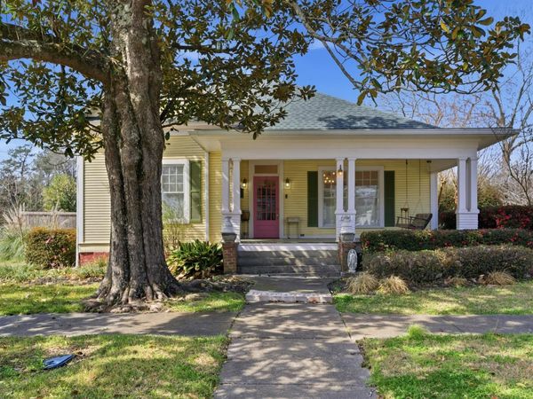621 Walnut St., Hattiesburg, MS 39401