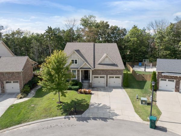 251 Caroline Way , Mount Juliet, TN 37122