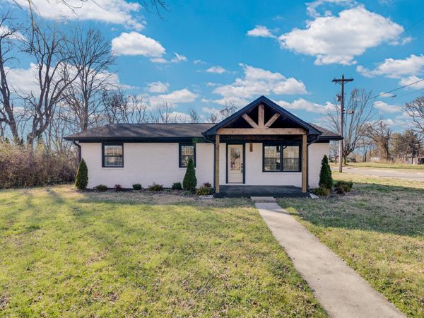 100 Holly St , McMinnville, TN 37110