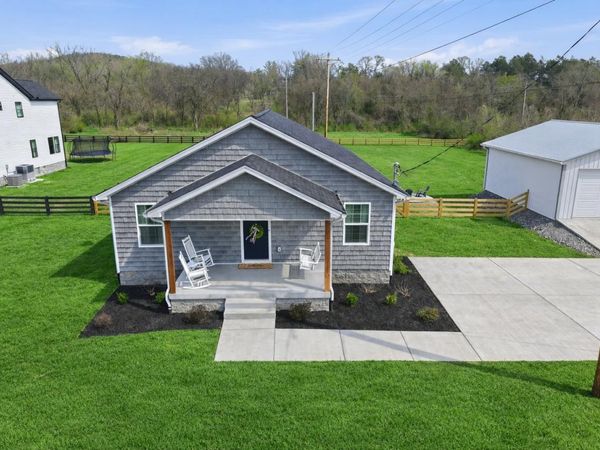 221 Western Ave , Hartsville, TN 37074