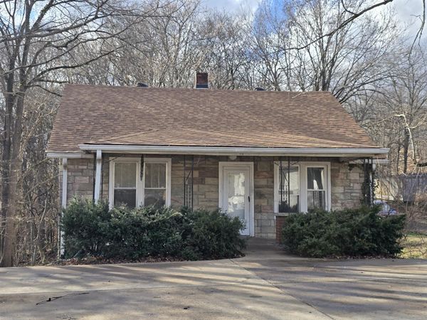 328 Edmondson Ferry Rd , Clarksville, TN 37040