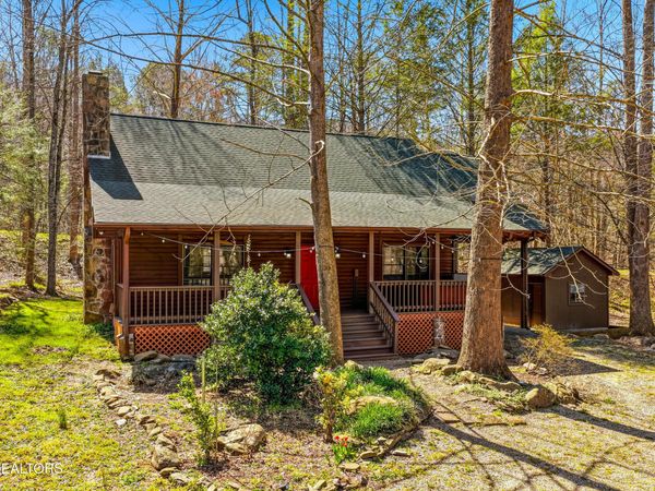 4432 E Scenic Drive, Gatlinburg, TN 37738