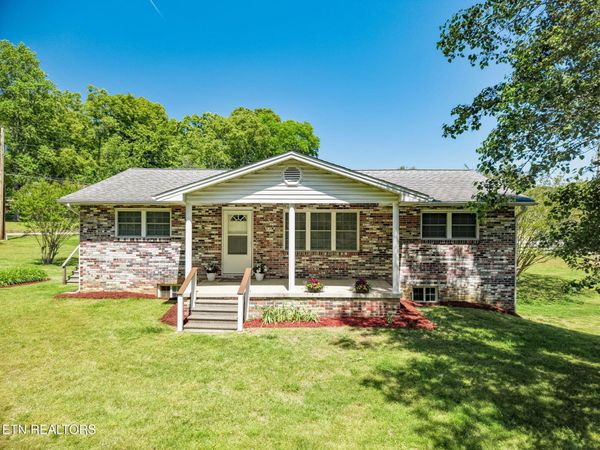 409 Lawnville Rd , Kingston, TN 37763