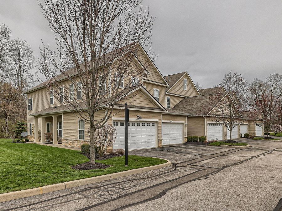 9136 Scenic View Circle , Columbus, OH 43240 Photo 1