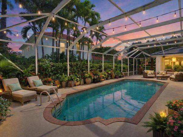 220 Blackbird Lane, Jupiter, FL 33458