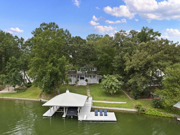 1112 Groover Road, Spring City 37381