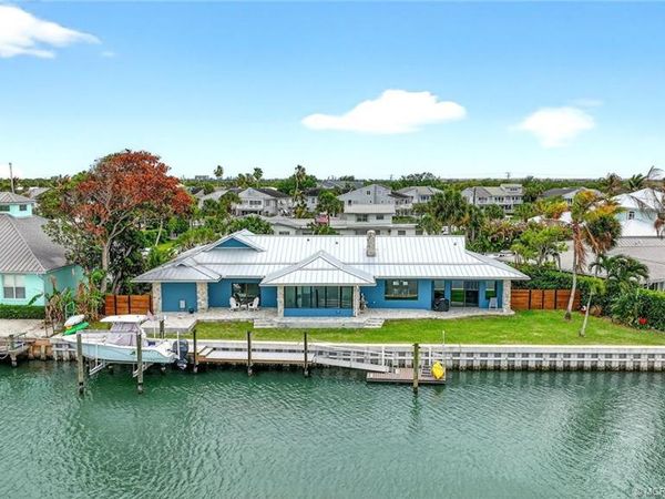 276 Bermuda Beach Drive , Hutchinson Island, FL 34949
