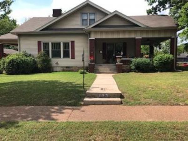 1087 E College Avenue, Batesville, AR 72501