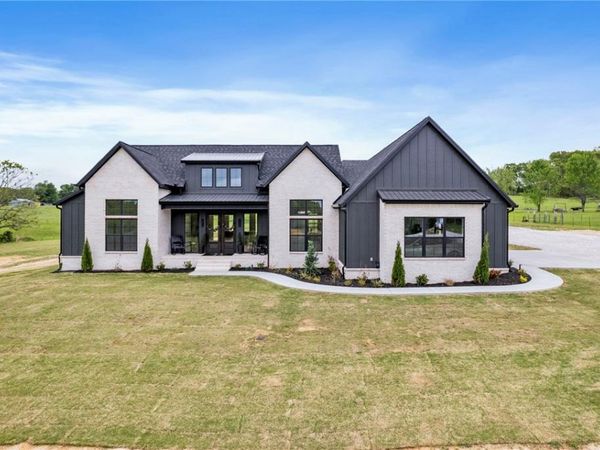 19344 Hughes Road , Garfield, AR 72732