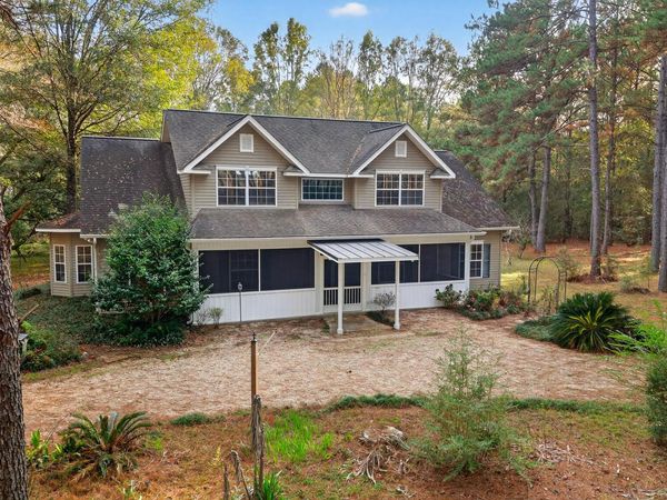 217 Pine Grove Road, Picayune, MS 39466