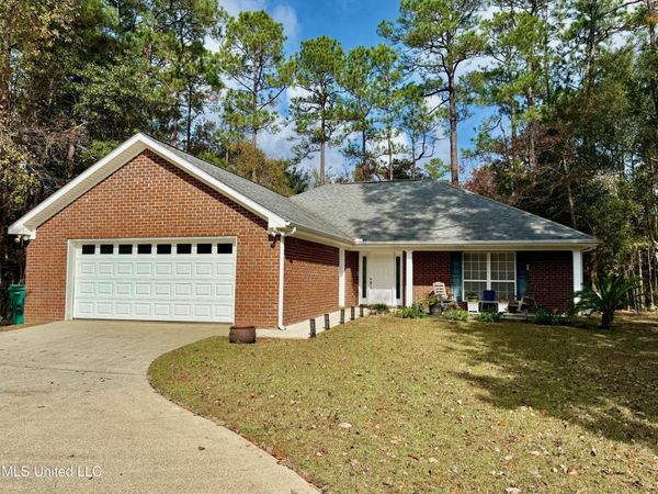 7315 Ahi Drive, Diamondhead, MS 39525