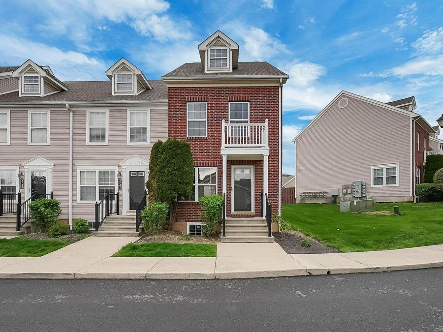 5743 High Rock Drive , Westerville, OH 43081 Photo 1